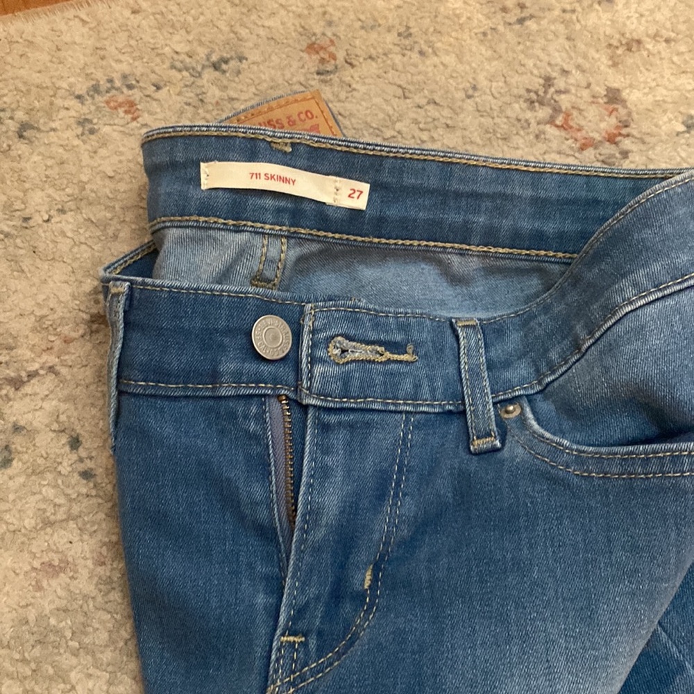 Jeans - Picture 2 of 3